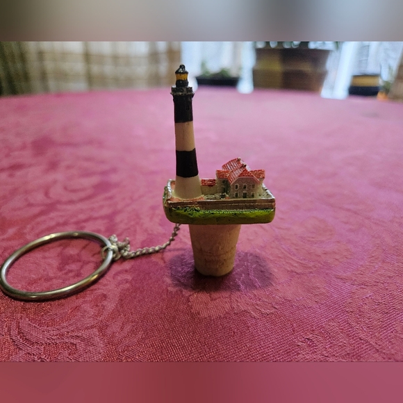 NWOT LIGHTHOUSE BOTTLE CORK TOPPER - Picture 2 of 5